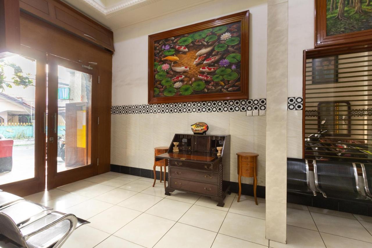 Homestay Gayatri Sawojajar Near Univ Negeri Malang Kampus 2 Mitra Reddoorz エクステリア 写真